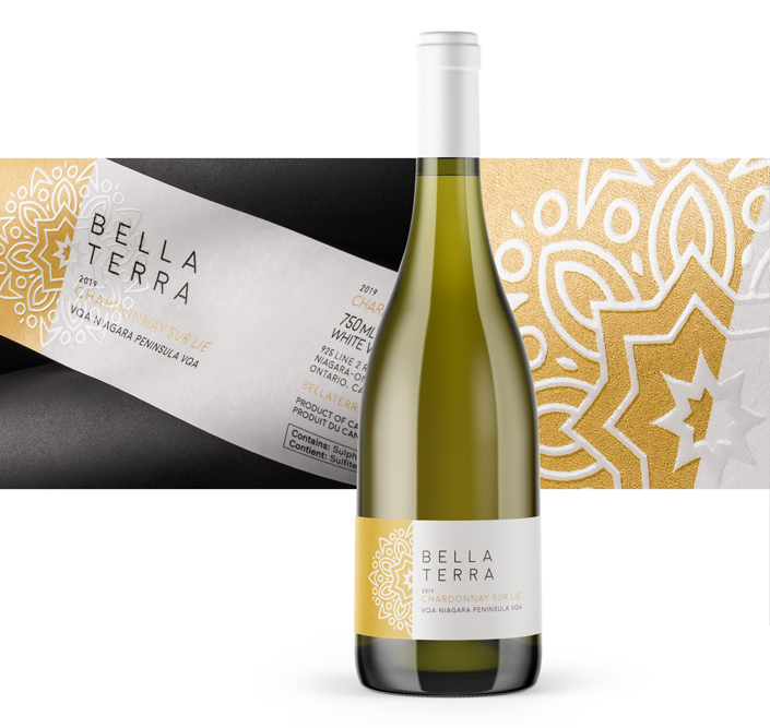 Bottle of Bella Terra white wine label