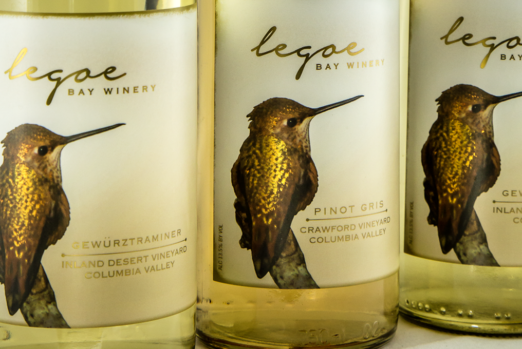 Metallic ink label detail